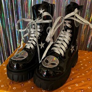 NWT Dolls Kill Alien Space Boots